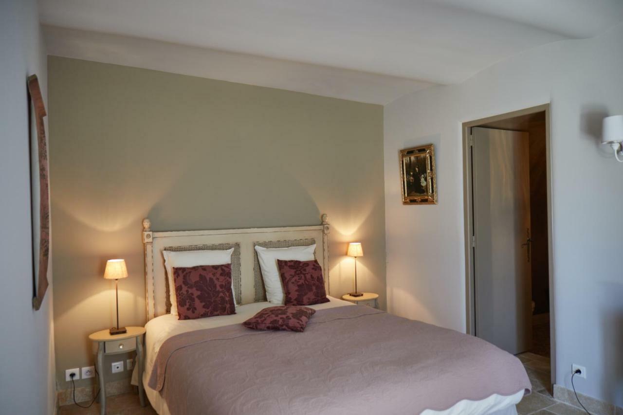Le Pre De L'Aube Bed and Breakfast Montjoyer Eksteriør billede